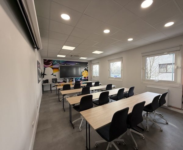 Salle à louer pour événements professionnels 8 à 35 personnes _ Val d'Oise centre